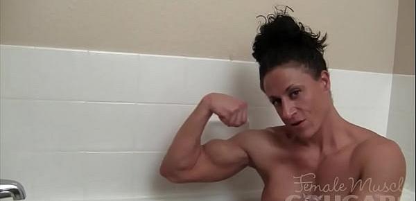  Ripped Naked Female Bodybuilder Plays in the Bathtub